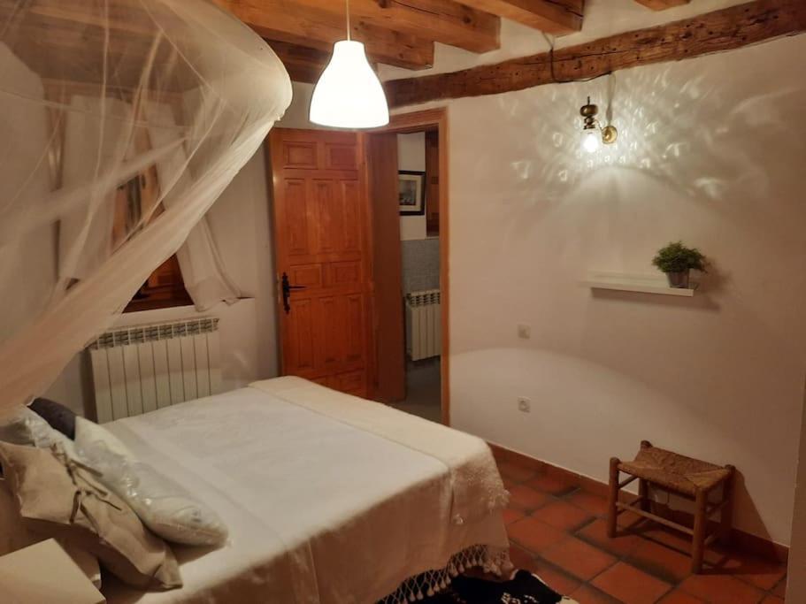 Casa Florentino Casa Centenaria Torre Val De San Pedro Bagian luar foto